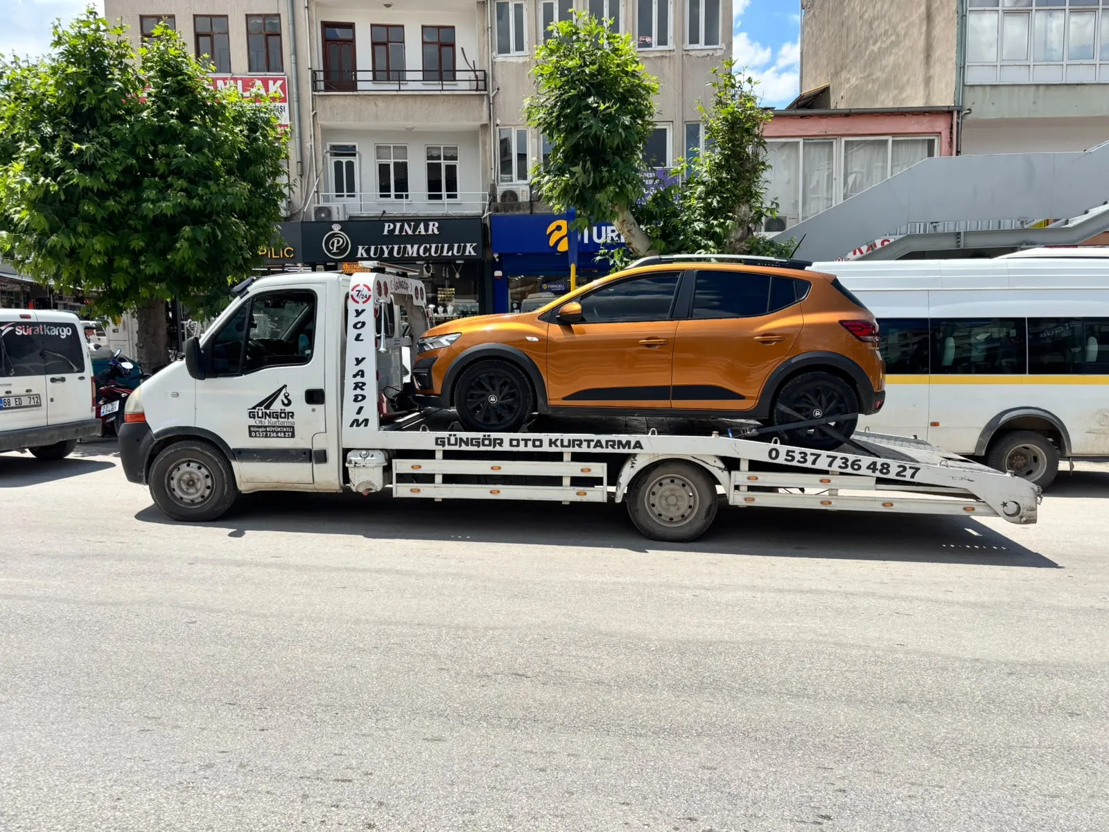 Oto Çekici Fiyatını Ne Belirler?